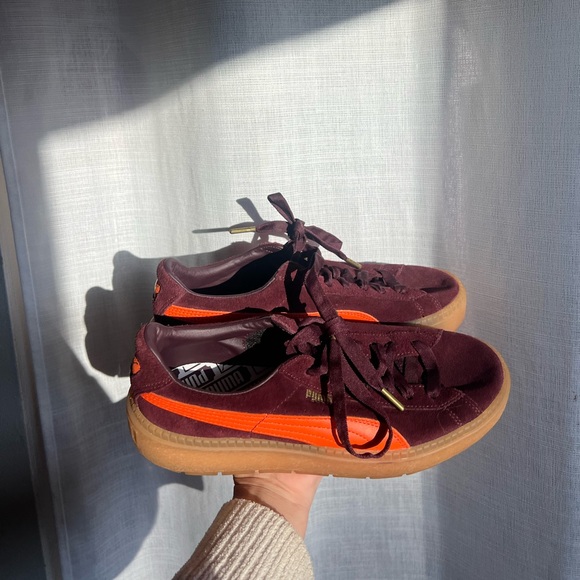 NWOT - PUMA Trace Platform Sneakers - Picture 9 of 10